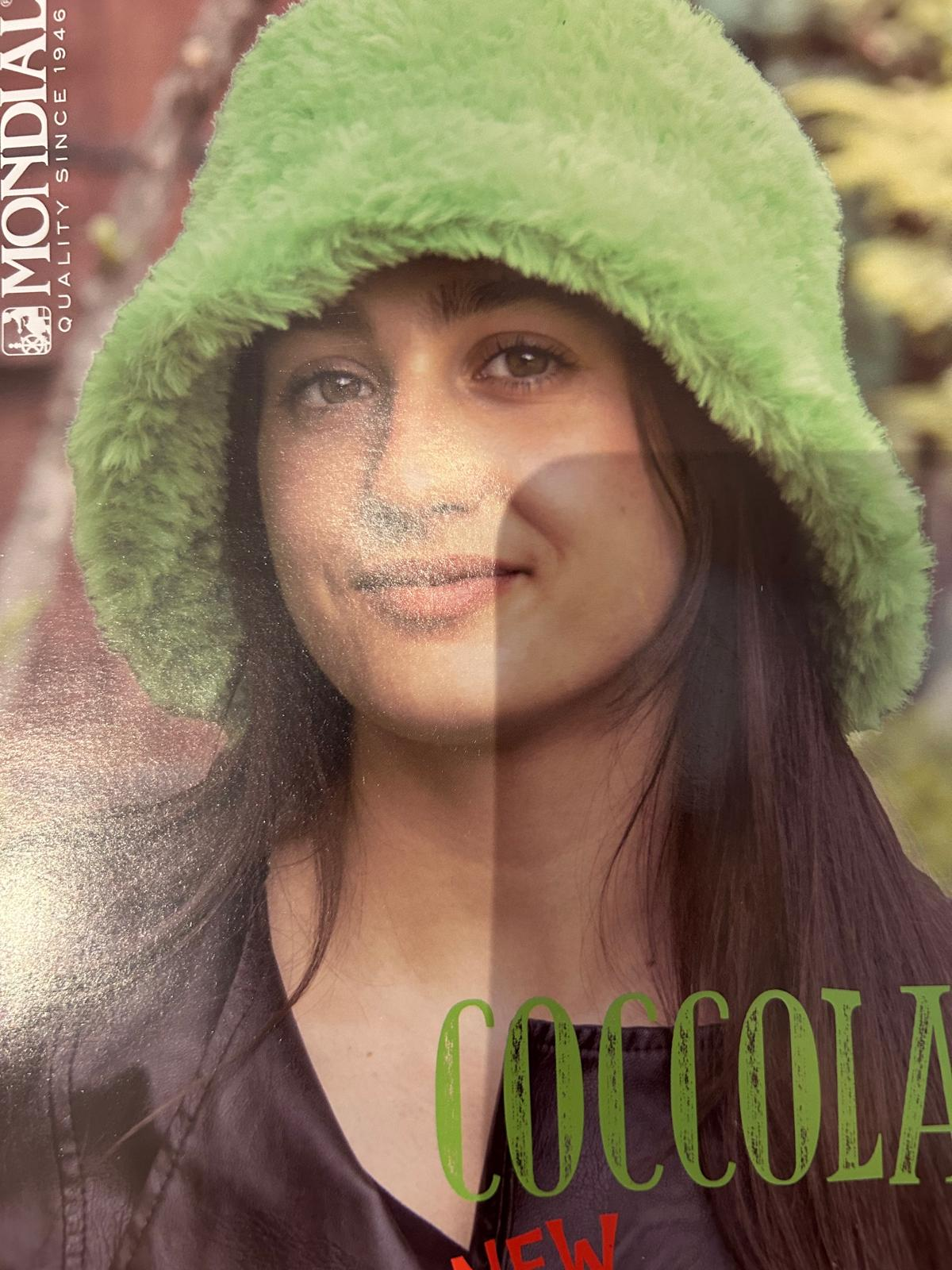 Patrones color Coccola — Gorro bucket de pelo