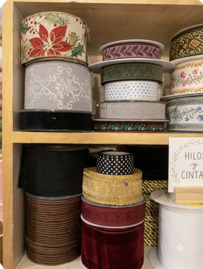 Cintas bordadas y estampadas